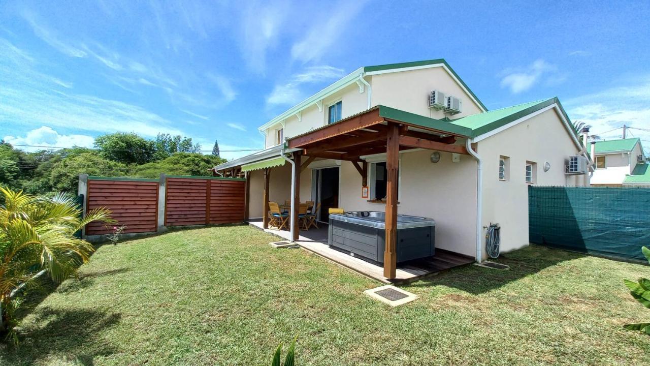 Villa Lovado Avec Jacuzzi Saint-Francois  Ngoại thất bức ảnh
